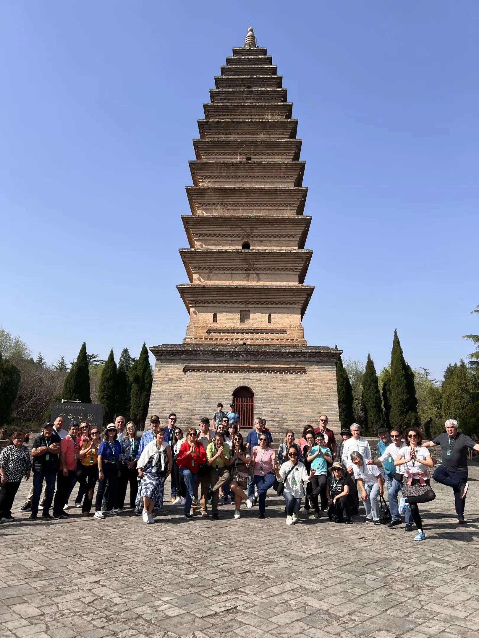 Lin_Meng_meng_993-luoyang_templo-baolun_2024-04-01_1223-pm-scaled